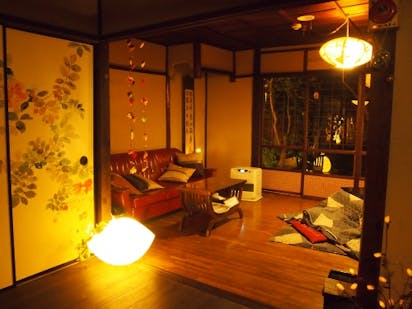 京都 女子にオススメ 一度は泊まりたい町家ゲストハウス3選 築100年の素敵宿に1泊2 500円で泊まる 2ページ目