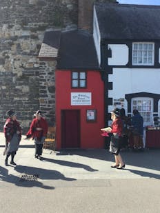 イギリス コンウィ 北ウェールズの人気観光スポット The Smallest House In Great Britain グレート ブリテン島の小さい 家 の見どころガイド 2ページ目