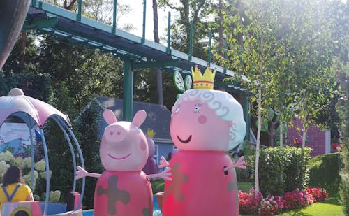 イギリス人気アニメの世界 ペッパピッグワールド 新アトラクションに イギリス人気アニメの世界 ペッパピッグワールド 新アトラクションに