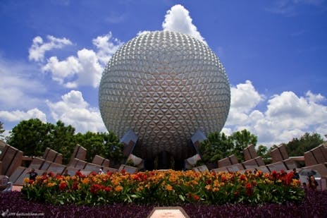 フロリダ ディズニーで日本食が恋しくなったらココへ 鉄板江戸 の写真 Epcot By Rian Castillo Epcotのシンボル スペースシップアース 球体の中はアトラクションになっています フロリダ ディズニーで日本食が恋しくなったらココへ 鉄板江戸 の写真 Epcot By Rian Castillo Epcotのシンボル スペースシップアース 球体の中はアトラクションになっています