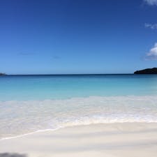 クトビーチ
砂の粒がとても細かく、裸足で歩くのが気持ち良いビーチです
#クトビーチ#イルデパン#ニューカレドニア