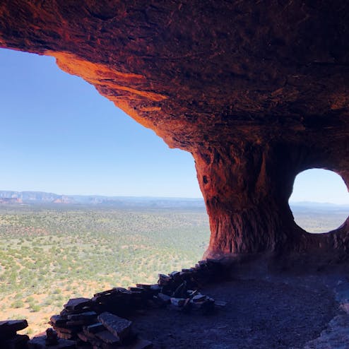 ハイドアウトケイブ