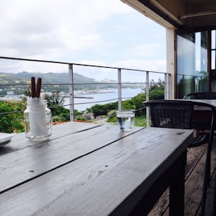 #pizzeriaUKAUKA
古宇利島のお店にも引けを取らないロケーションのピザ屋さんです。