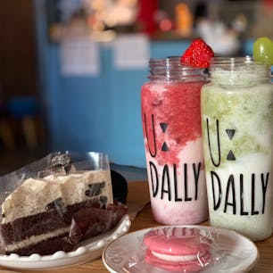 釜山 カフェ通りにて