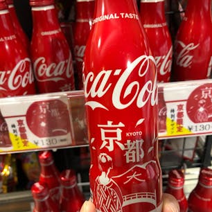 食品専門館ハーベス 京都店
京都限定ボトル
各地限定ボトル見かけますよね。