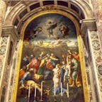#サン・ピエトロ大聖堂 #バチカン市国
2017年2月

#ラファエロ の #キリストの変容 🖼
上部はキリストが天から声を聞き自分が神であることを
示す場面、下部は悪魔に取り憑かれた少年の治癒物語😊