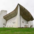 Notre Dame du Haut ロンシャンの礼拝堂 Ronchamp ロンシャン France フランス Le Corbusier ル・コルビジェ
スイスからレンタカーで国境を超えてフランスの片田舎にある世紀の傑作建築に到着