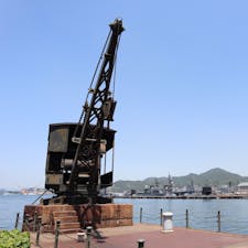 2019.5.22
アレイからすこじま

ウッドデッキのような所で
穏やかな海の音を聞きながら昼寝をしてる人がいた。その隣には汗をかいたアイスコーヒーと読みかけの本…
素敵すぎだ！！