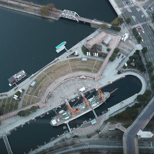 横浜ランドマークタワー