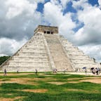 メキシコのピラミッド第一弾。
登れるものもあるけど、これは登れないもの。