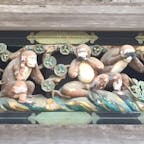 日光東照宮
修復前の
「見猿、言わ猿、聞か猿」の修復前の写真を見つけました。