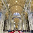 Basilica di San Pietro in Vaticano サン・ピエトロ大聖堂 Vatican city バチカン市国 Italy イタリア
権威、権威、権威、という感じの豪華絢爛な空間、毎週水曜日朝は法王の謁見有り