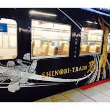 忍電車🚃
これ 初めて見たし、
回送車だったから乗れなかったけど、
撮らなきゃと思ってしまった😆