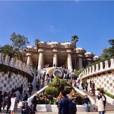 #グエル公園 #バルセロナ #スペイン
2017年2月

TDSのマーメイドラグーン🧜‍♀️🐠のモデルにもなった
#ガウディ の大傑作はまるで絵本の世界！！！

たどり着くまでの坂道は全然可愛くないけど😇笑