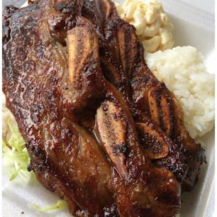 ハワイ★

なんやかんや言っても、

コレがあれば間違いないのだ。

あー、ビールがすすむ🍺