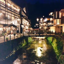 銀山温泉のガス灯の灯り♬