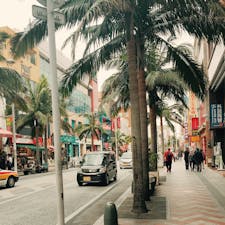 国際通り😀お土産いっぱいで面白いです🏝