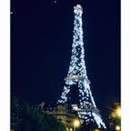 パリ エッフェル塔
夜の1時、最後に輝くシャンパンフラッシュ🍾✨
近くのホテルに泊まるのをお勧めします