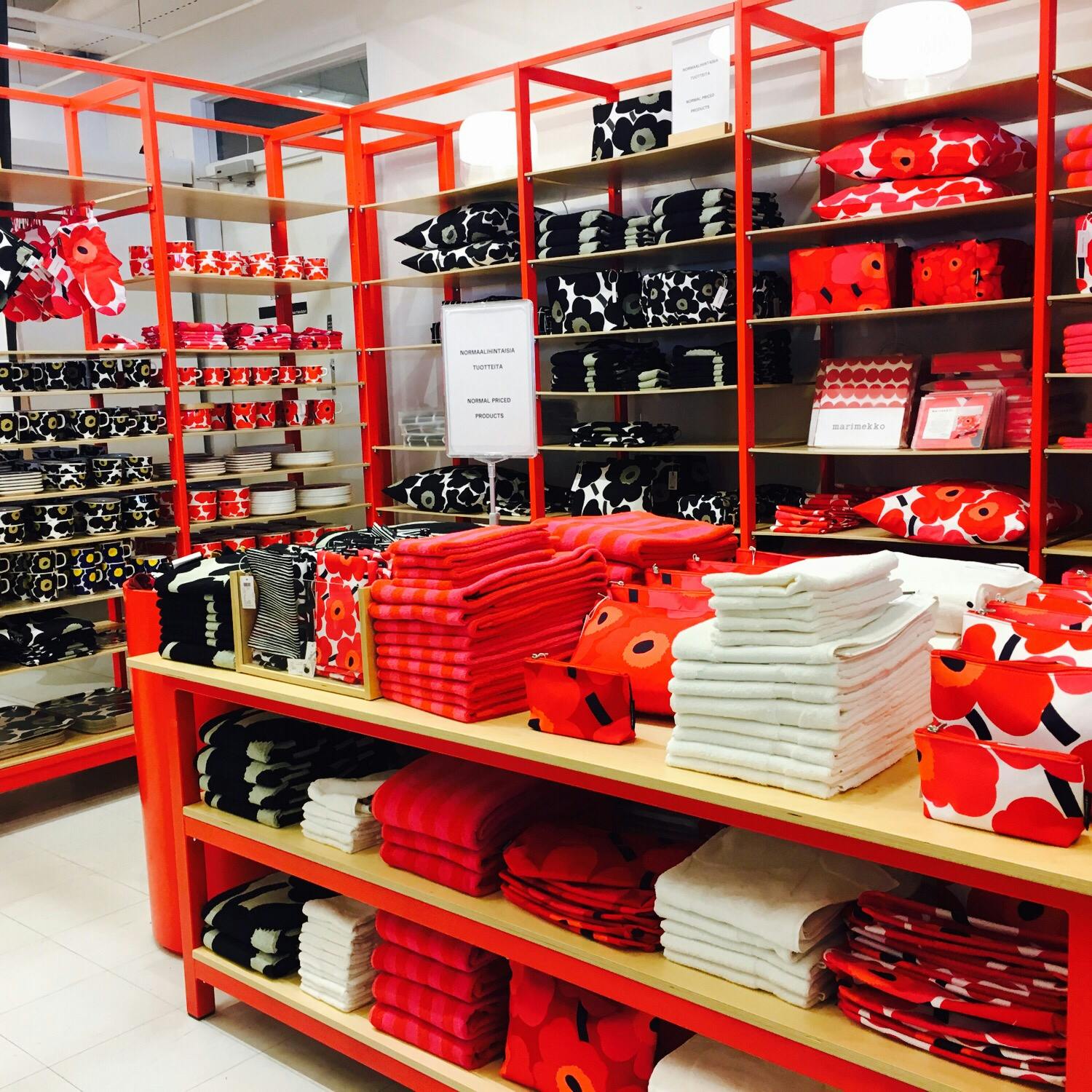 マリメッコ ファクトリーショップ Marimekko Factory Shop Marimekko Herttoniemi Outlet マリメッコ ヘルットニエミ アウトレット の投稿写真 感想 みどころ マリメッコ本社欲しいの多すぎて長い間滞在してました また行 トリップノート マリメッコ ファクトリーショップ Marimekko Factory Shop Marimekko Herttoniemi Outlet マリメッコ ヘルットニエミ アウトレット の投稿写真 感想 みどころ マリメッコ本社欲しいの多すぎて長い間滞在してました また行 トリップノート