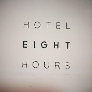 HOTEL EIGHT HOURS🕰

市庁駅で泊まったホテル。
■室内綺麗
■部屋は狭い
■日本語話せるスタッフさんもいる
■トイレシャワー一緒
■ホテルまでの道が人が少なめ、途中から暗いので少し怖かった

#韓国ホテル
