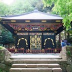 Zuiho den (Date Masamune’s tomb) 瑞鳳殿 Sendai city 仙台市 Miyagi pref 宮城県
伊達政宗公が眠る霊廟は洒落者だっただけあって黒と色とりどりの装飾のコントラストが綺麗な建物