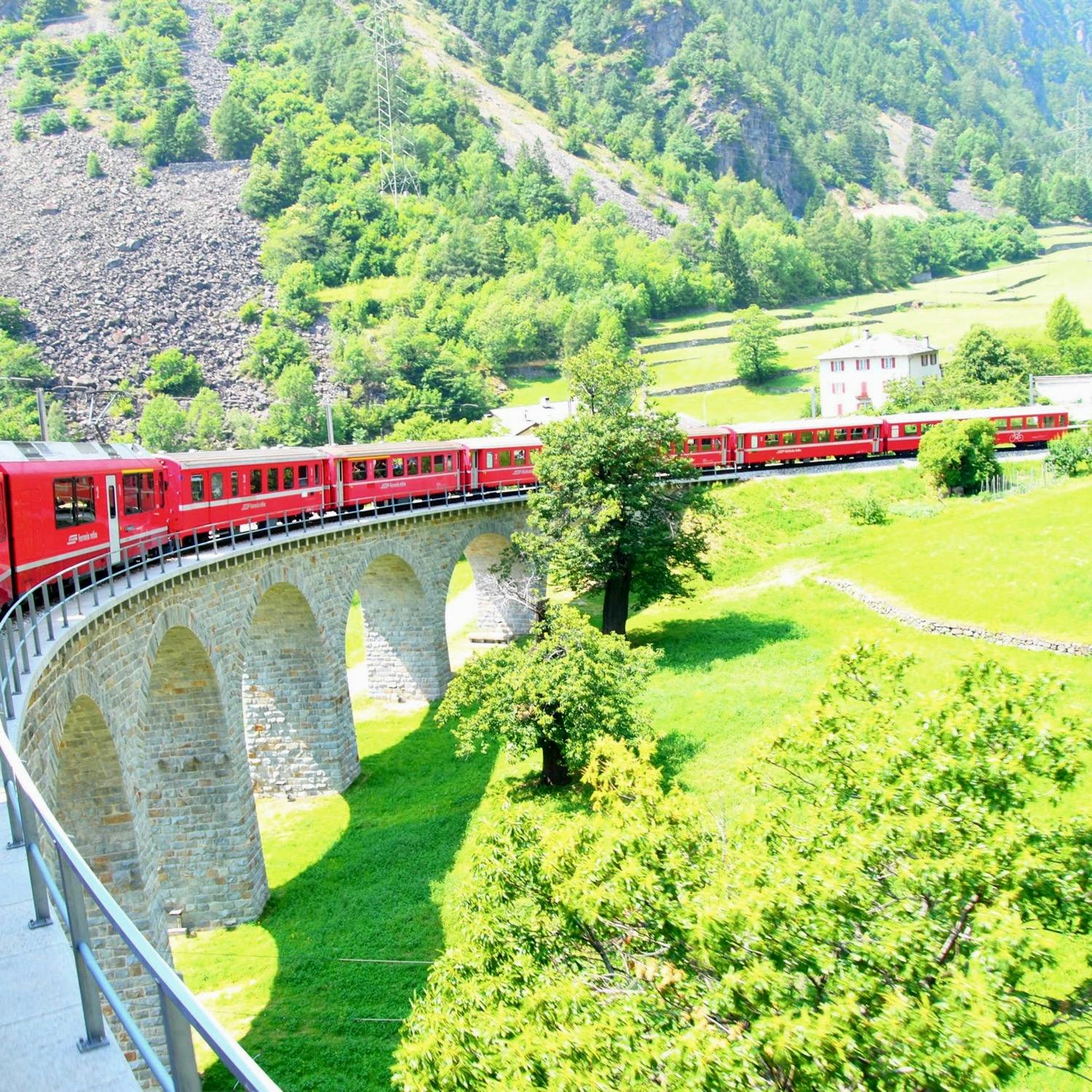 ブルージオのオープンループ橋 Viadotto Di Brusio ブルージオ橋 の投稿写真 感想 みどころ スイスベルニナ急行に乗って ブルージオ橋 トリップノート