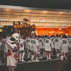 創始1150年目の祇園祭。7/17は前祭の山鉾巡行へ。3機目が来たのは日付が変わる頃でした。

後祭の山鉾巡行は7/24。担ぎ手の方曰く、1150周年なので特別な催しがあるらしい。