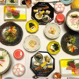 #ホテルサンシャイン鬼怒川 #鬼怒川温泉 #栃木
2017年12月

温泉旅行はお部屋料理が1番の楽しみ😊💕