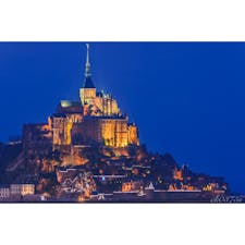 モン・サン・ミシェルの夜景。