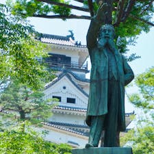 高知城と板垣退助