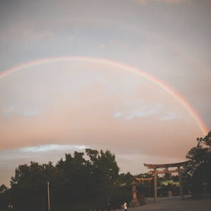 豊国神社と虹
#osaka #大阪城 #豊国神社 #rainbow