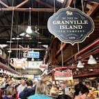 #パブリックマーケット #グランビル・アイランド 
#バンクーバー #カナダ
2018年8月

果物野菜ケーキお魚お肉パンetc...
紅茶屋さんまであったのでチャイティーを飲み歩き☕️