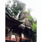 8月、榛名神社にて。1400年の歴史があり、とても厳かな雰囲気を感じます。鳥居からは本殿までは距離がありますが、たくさんパワーをもらうことができました。