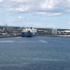 着いたぜ〜
北海道ぉ〜