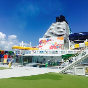 ゲンティンドリーム号
クルーズ旅行🛳