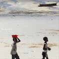 ザンジバル島。ビーチで遊ぶ子供達
