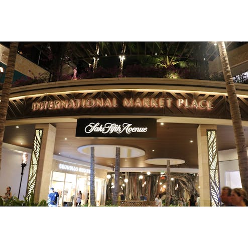 インターナショナル・マーケットプレイス