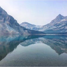 #ボウレイク #バンフ国立公園
#カナディアンロッキー #カナダ
2018年8月

透明度が高くてどこまでも上下に同じ世界が広がる
ボウレイク、バンフ国立公園で1番好きな場所😊💕