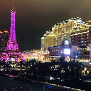 マカオはプチラスベガスみたい！
カジノ中国っぽいサイコロのゲームが1番盛り上がってた！遊び方わからず、、