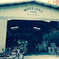 Wheelers Yardは昔自転車屋さんの倉庫を改装してできたカフェ☕️

倉庫内には昔日本で使われていた自転車も置いてあったりしますが、ここのオススメはおしゃれな空間とここでしか味わえないコーヒーですね☕️

シンガポールの穴場カフェですがもしも滞在期間が長くなりそうであれば、ぜひ一度足を運んでみてください！