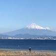 焼津から、駿河湾越しに見えた富士山。今年の初冠雪は、いつかな？