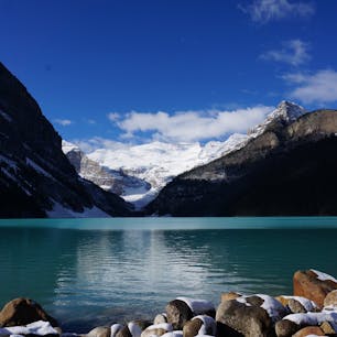 バンフ
レイクルイーズ
ため息がでるほど 美しい
カナディアンロッキーは見所満載です