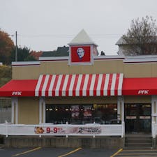 カナダ
フランス語圏だとPFKなのね