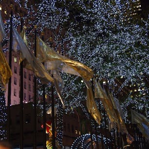 another Rockefeller Center pic ロックフェラーセンターのクリスマスイルミネーション