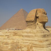 エジプト/スフィンクスとピラミッド
定番の構図です。ピラミッドでは偽ガイドの写真売りに引っかかりました。