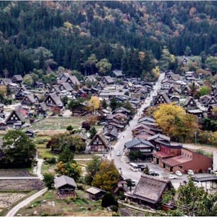 #城山天守閣展望台 #白川郷 #岐阜
2018年10月

良い時間のバスがなかったので徒歩で山登り🚶‍♂️🚶‍♀️