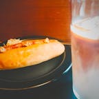 京都 北野白梅町 ノットカフェ
昔は小さいバーガーがあったようだが今はなし。通りから外れたところにある小さな喫茶。