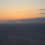 龍飛崎からの津軽海峡の眺めは絶景！
日没には沈む夕日が見れる。
天気が良い日にはうっすら北海道も！