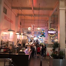 LA★ダウンタウン

グランドセントラルマーケット

ビールにあうもの盛り沢山！