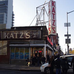 Katz’s Delicatessen in Manhattan
